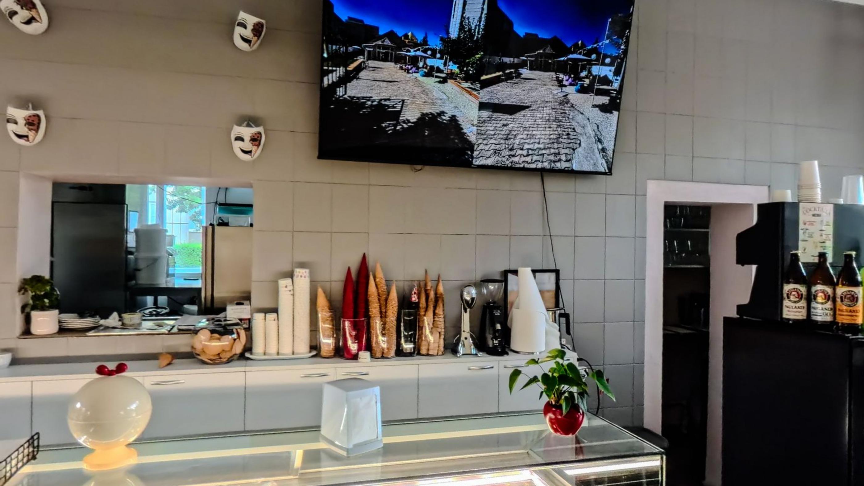 The counter with cones lined up along it